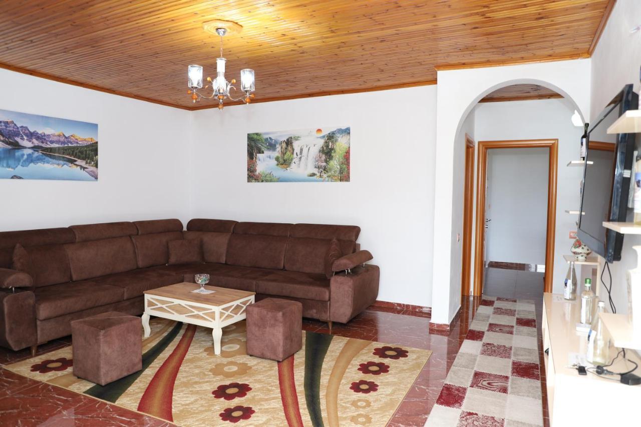 Villa Rexho 培拉特 外观 照片