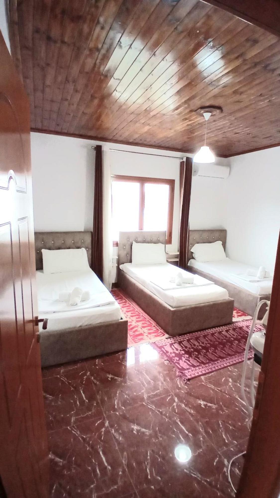 Villa Rexho 培拉特 外观 照片